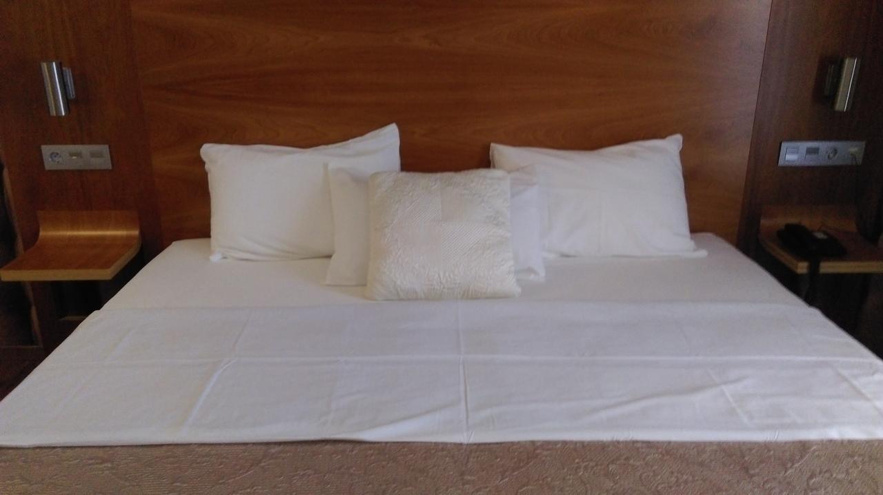 Hotel Boutique Villa Erina By Bossh Hotels - Adults Recommended Manilva Kültér fotó