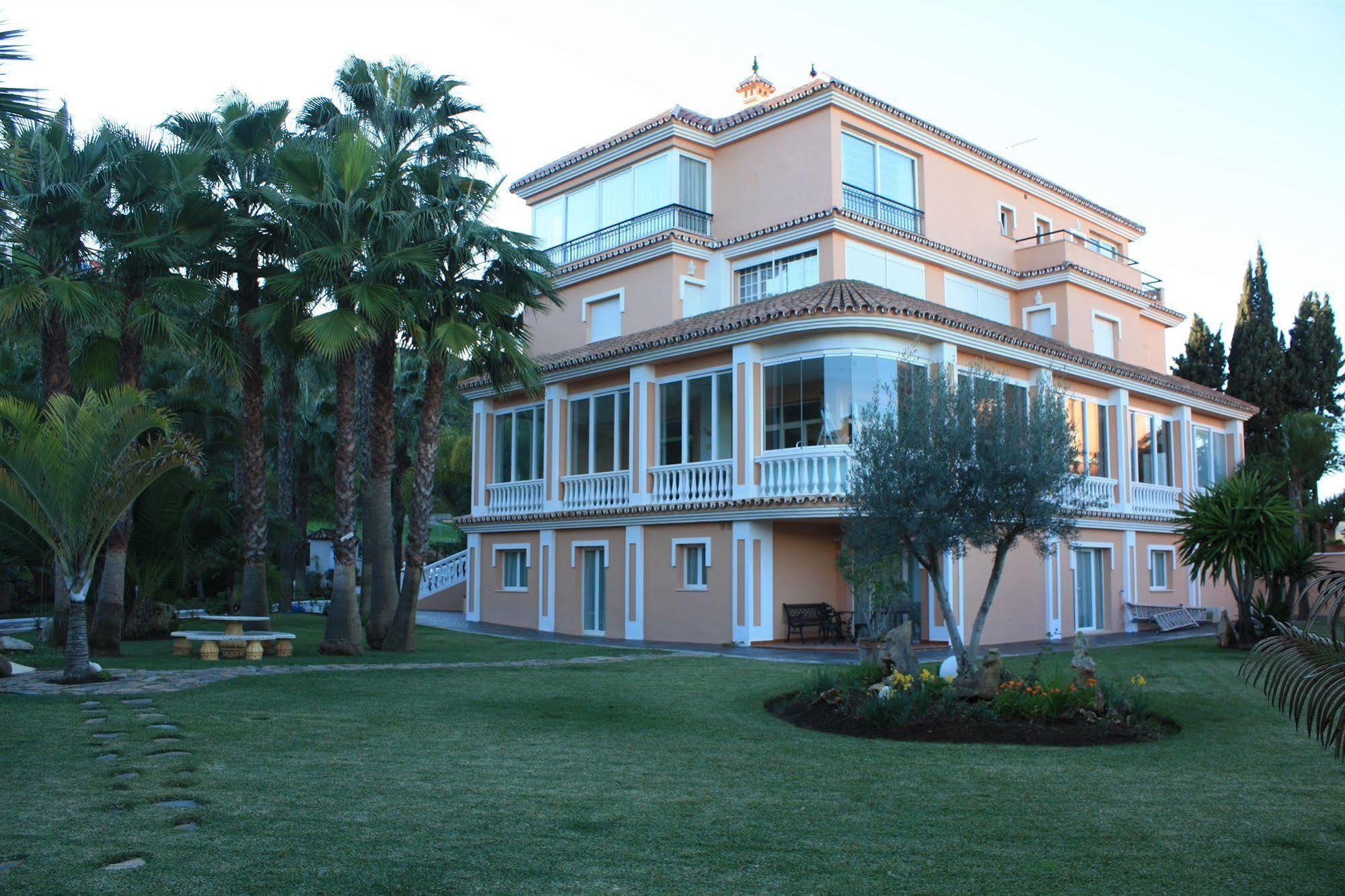 Hotel Boutique Villa Erina By Bossh Hotels - Adults Recommended Manilva Kültér fotó